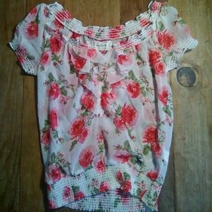 🍀🌸 Abercrombie & Fitch Floral Blouse
